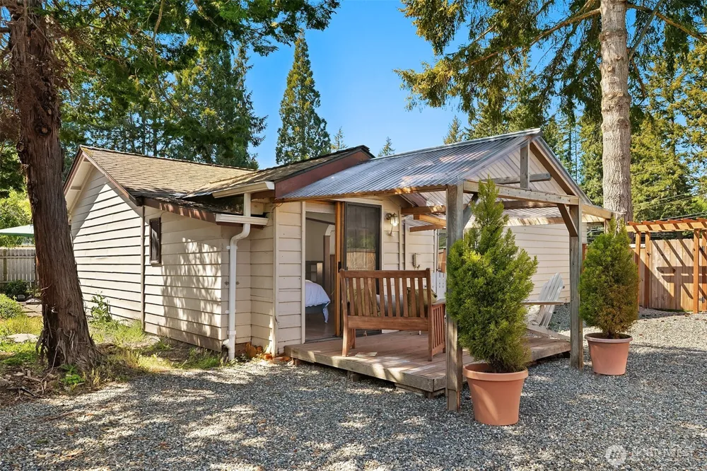 1260 168th Avenue NE Bellevue, WA 98008
