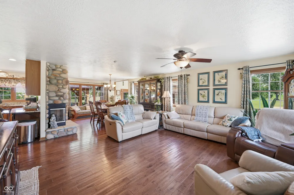 1904 E State Road 46 Greensburg, IN 47240