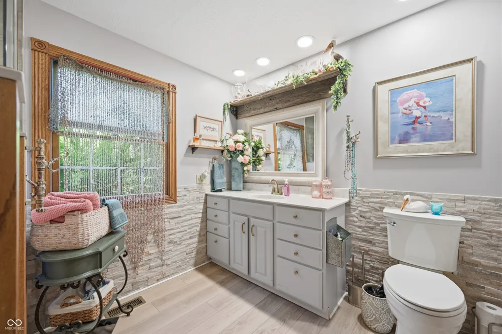 1904 E State Road 46 Greensburg, IN 47240
