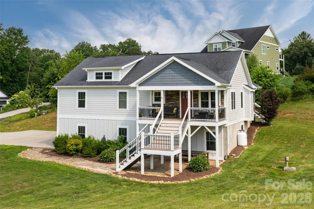 11 Ibbie Roberts Road Alexander, NC 28701