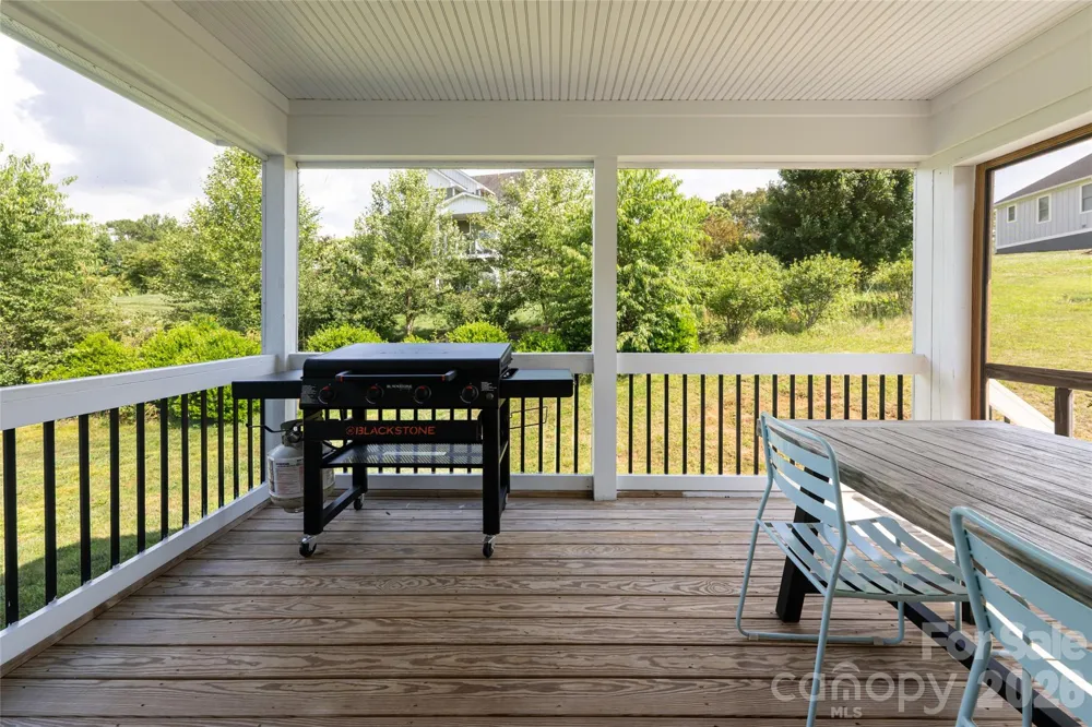 11 Ibbie Roberts Road Alexander, NC 28701