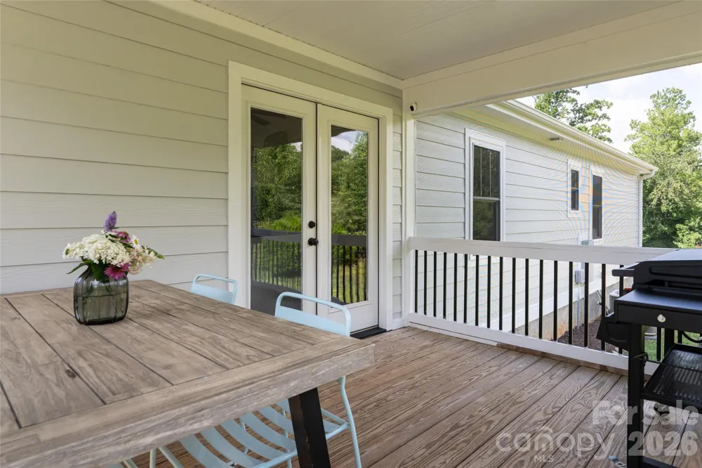 11 Ibbie Roberts Road Alexander, NC 28701