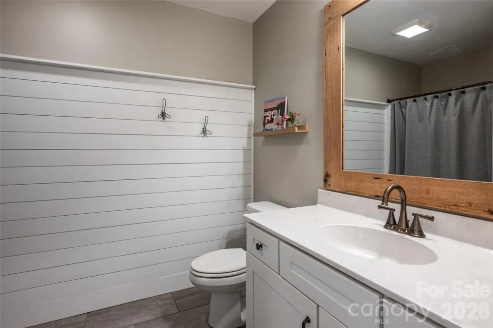 11 Ibbie Roberts Road Alexander, NC 28701