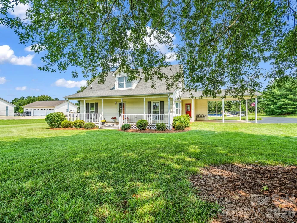 2778 Moose Gantt Trail Crouse, NC 28033