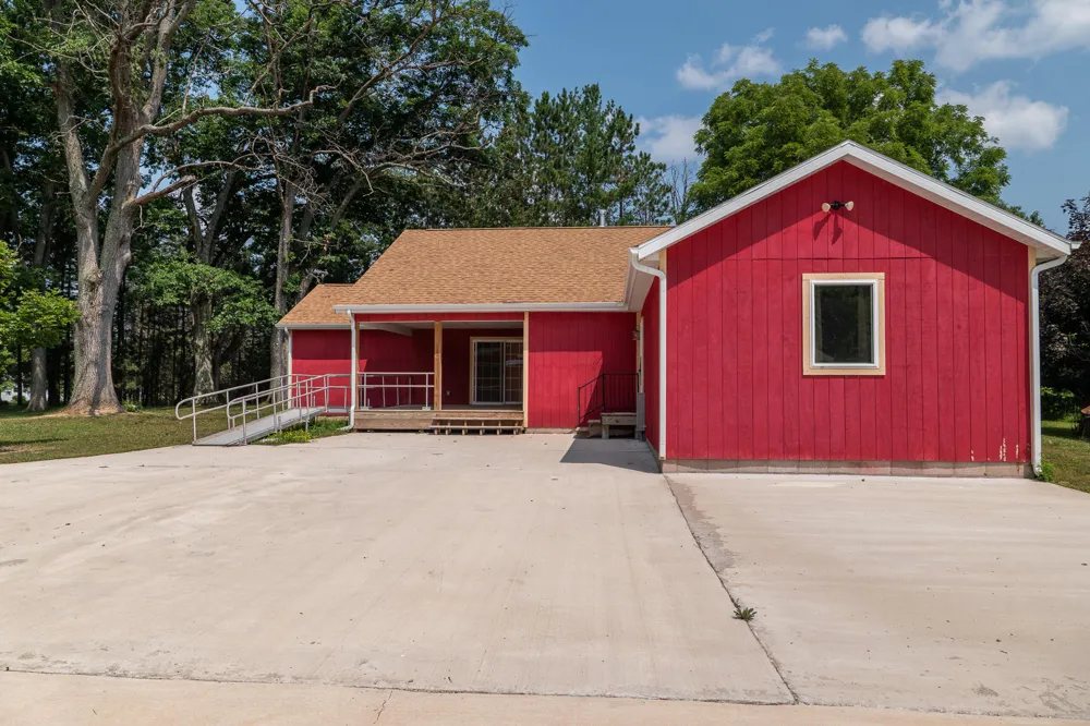 3820 Beech Avenue White Cloud, MI 49349