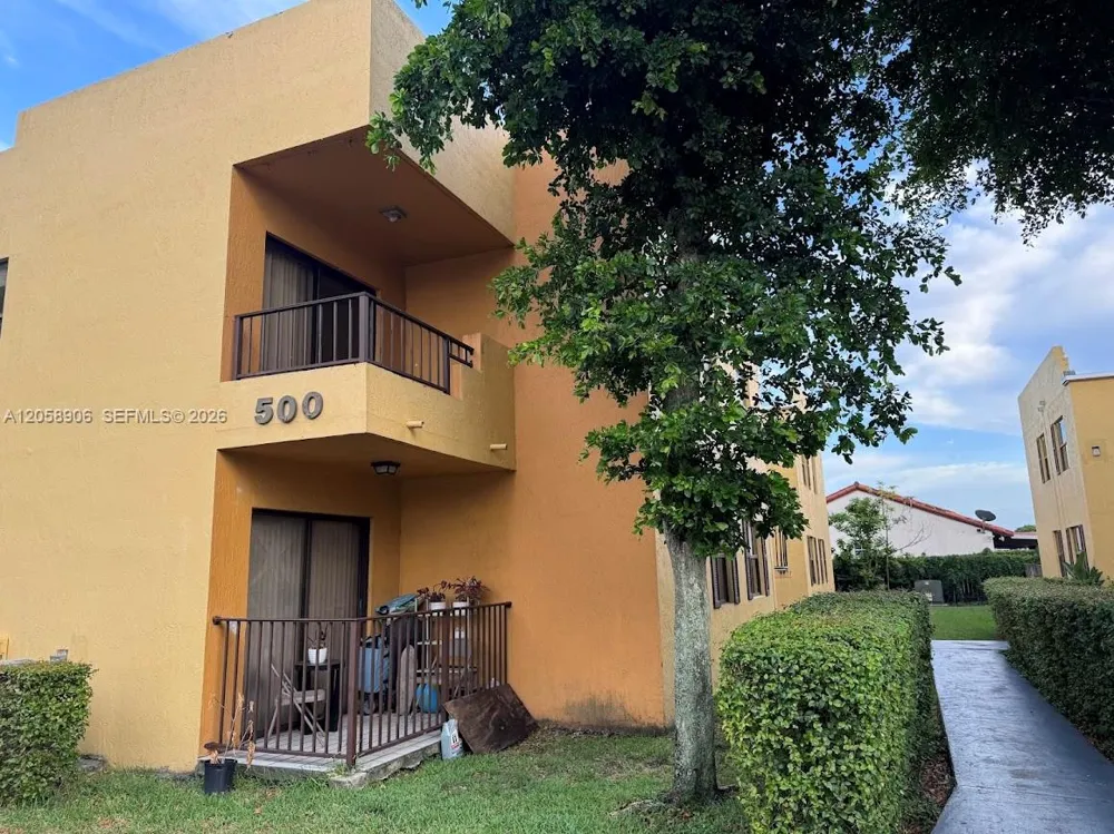 500 NW 114th Ave #201 Sweetwater, FL 33172