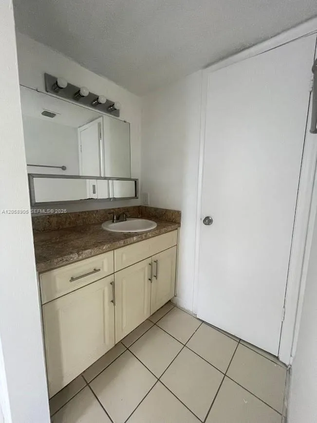 500 NW 114th Ave #201 Sweetwater, FL 33172