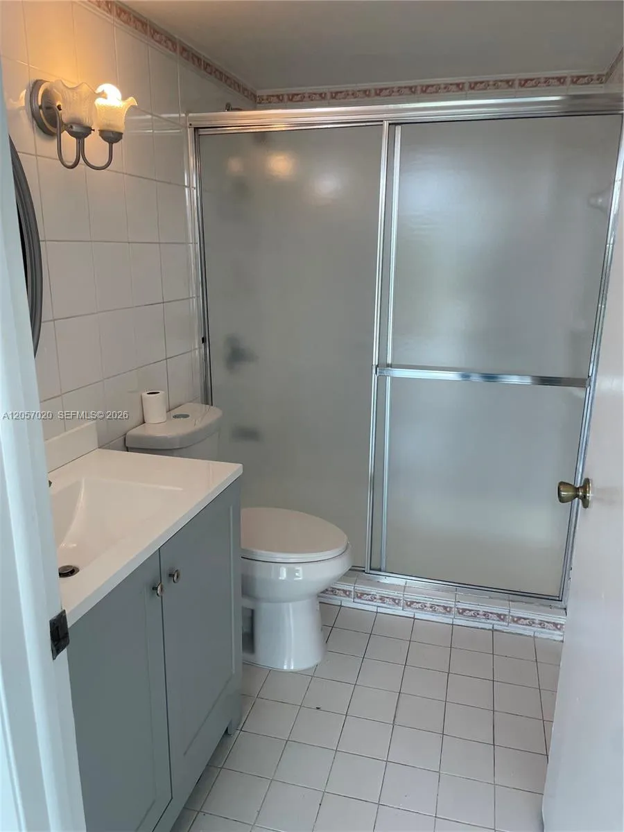 11780 SW 18th St #510-2 Miami, FL 33175