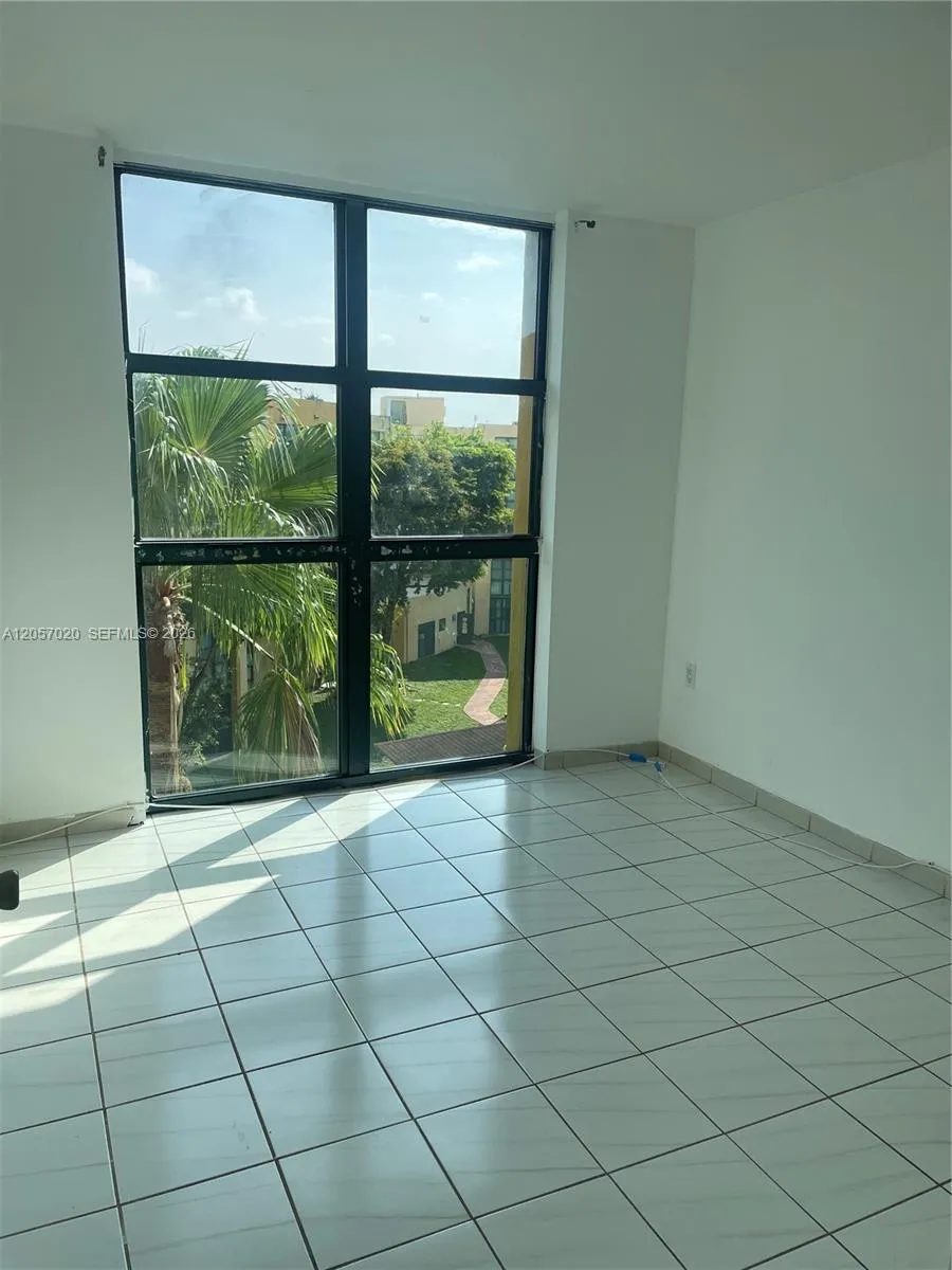 11780 SW 18th St #510-2 Miami, FL 33175