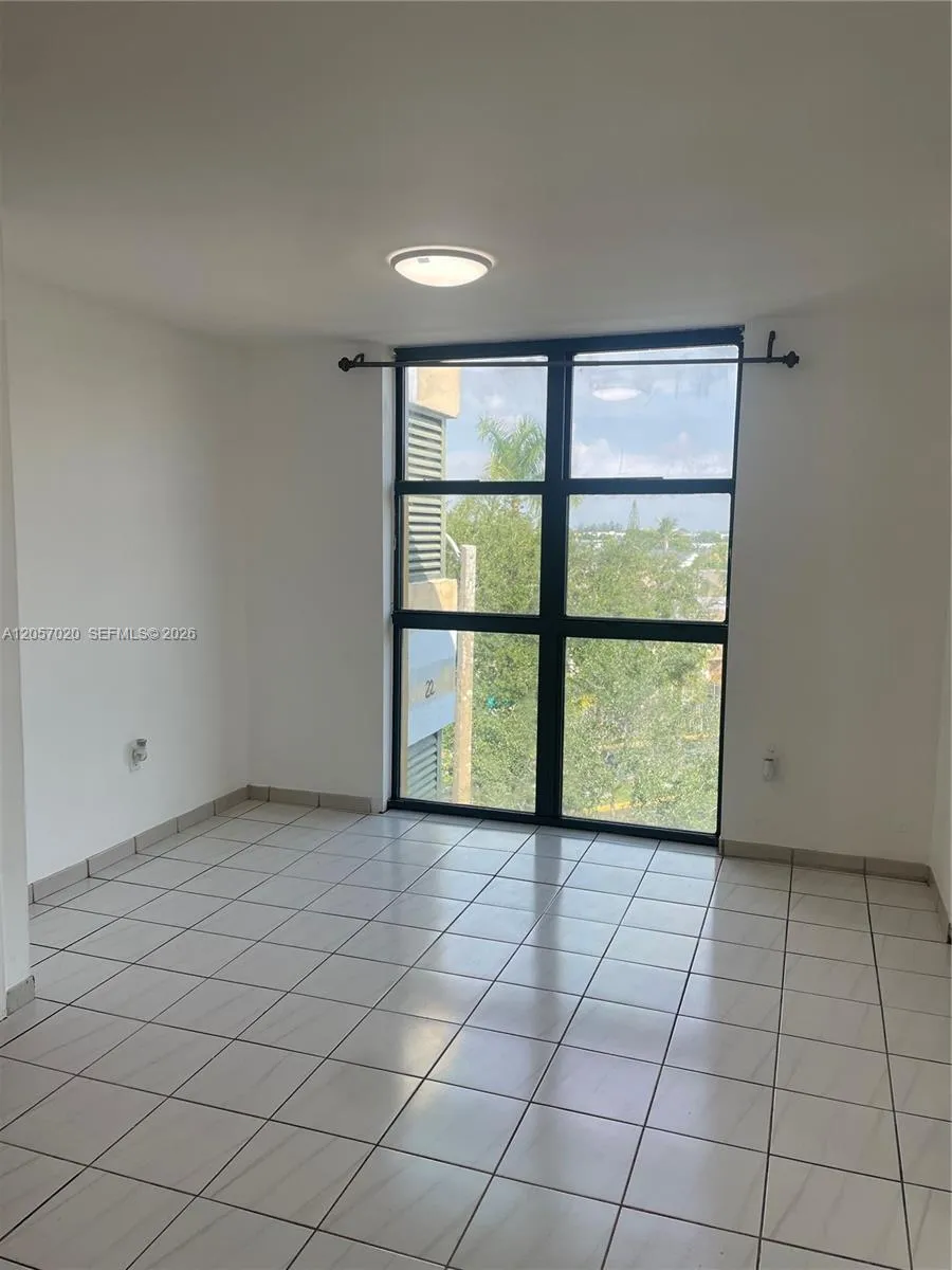 11780 SW 18th St #510-2 Miami, FL 33175