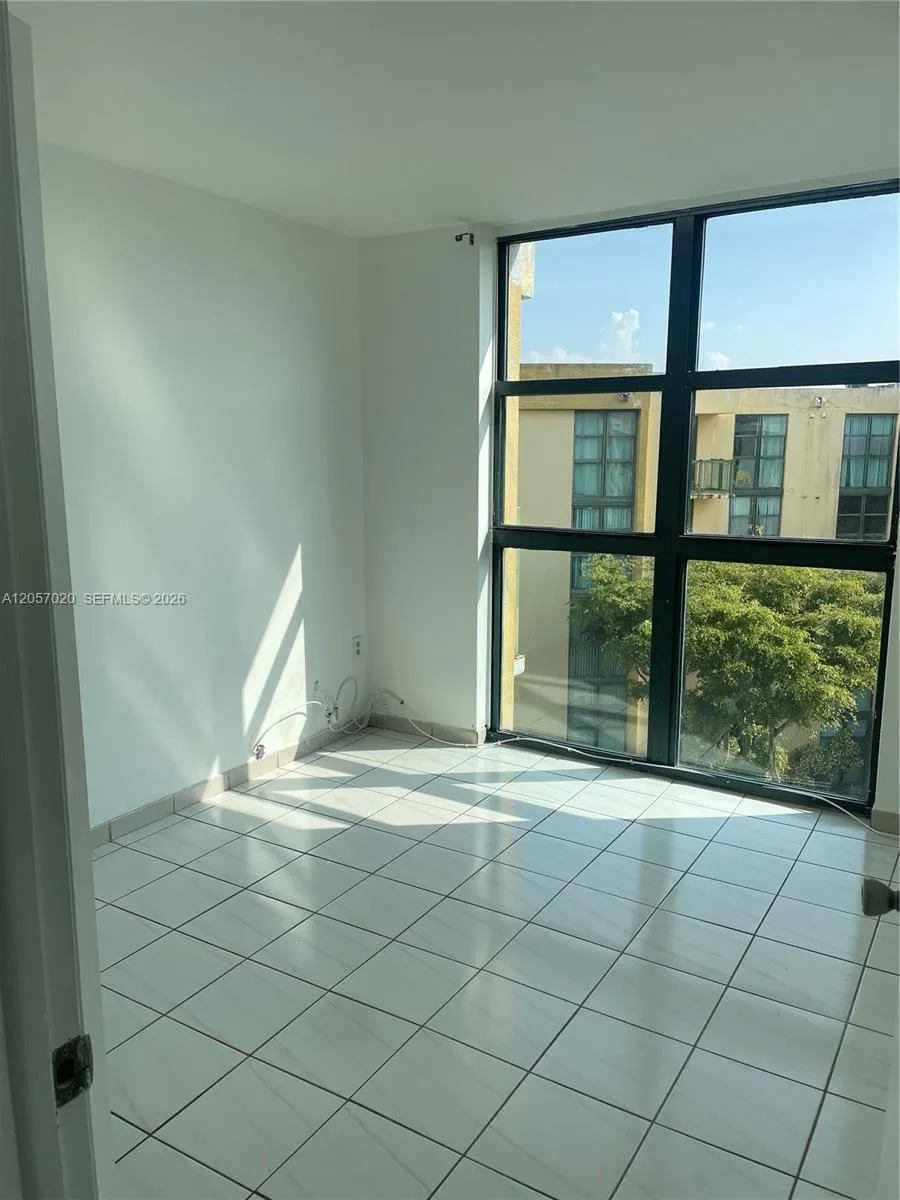 11780 SW 18th St #510-2 Miami, FL 33175