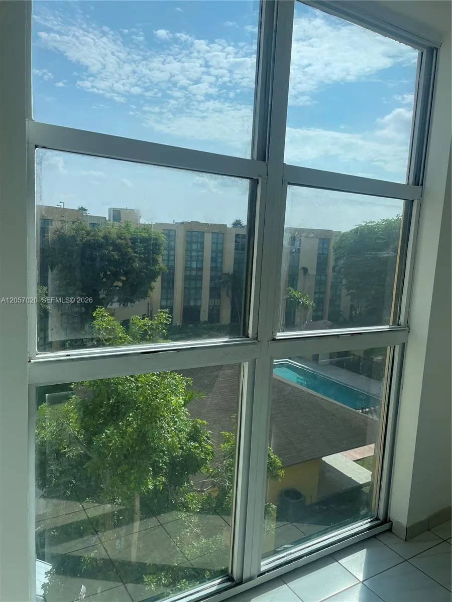 11780 SW 18th St #510-2 Miami, FL 33175