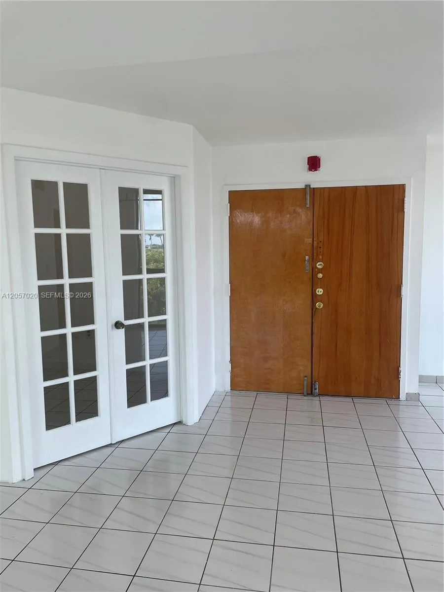11780 SW 18th St #510-2 Miami, FL 33175