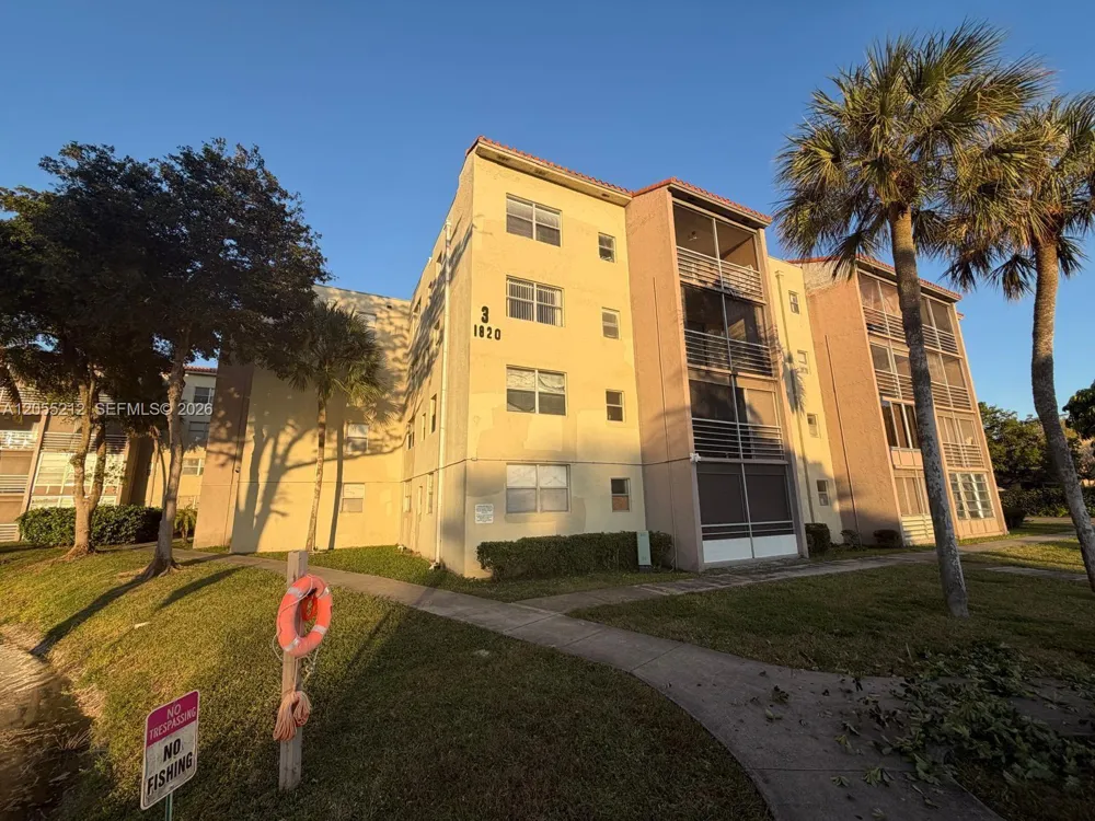 1820 SW 81st Ave #3107 North Lauderdale, FL 33068