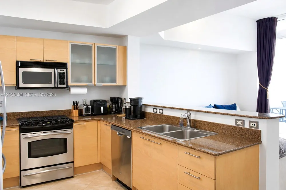 16699 Collins Ave #1003 Sunny Isles Beach, FL 33160