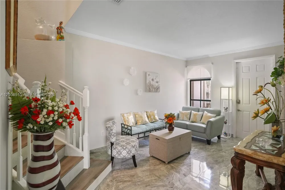 10341 NW 32nd Ter Doral, FL 33172
