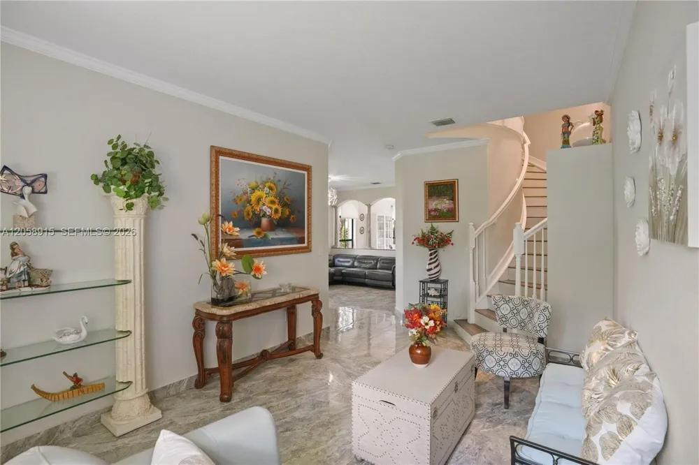 10341 NW 32nd Ter Doral, FL 33172