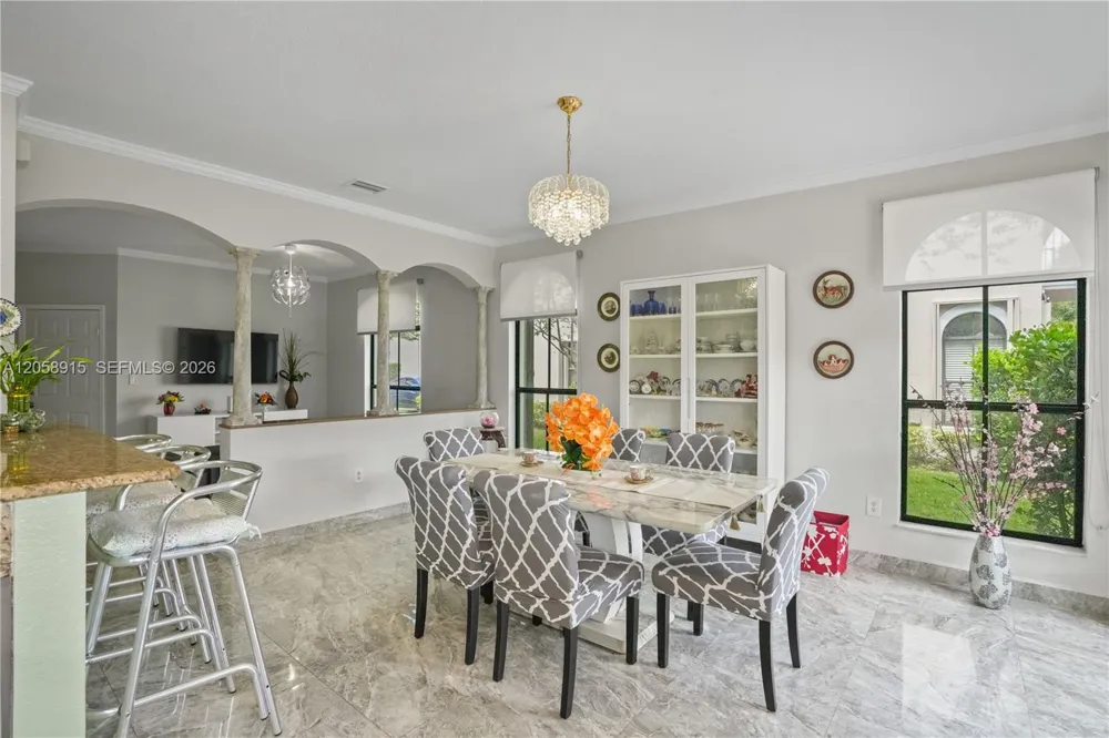 10341 NW 32nd Ter Doral, FL 33172