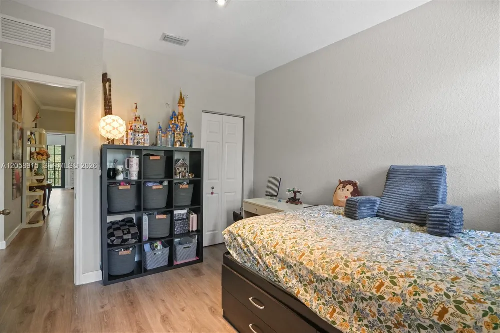 10341 NW 32nd Ter Doral, FL 33172
