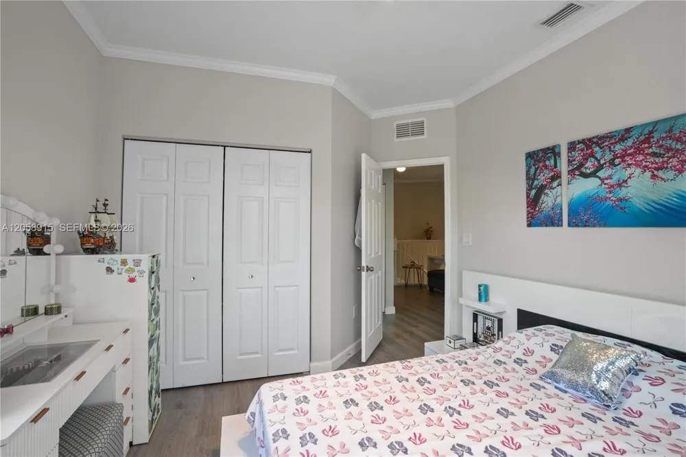 10341 NW 32nd Ter Doral, FL 33172