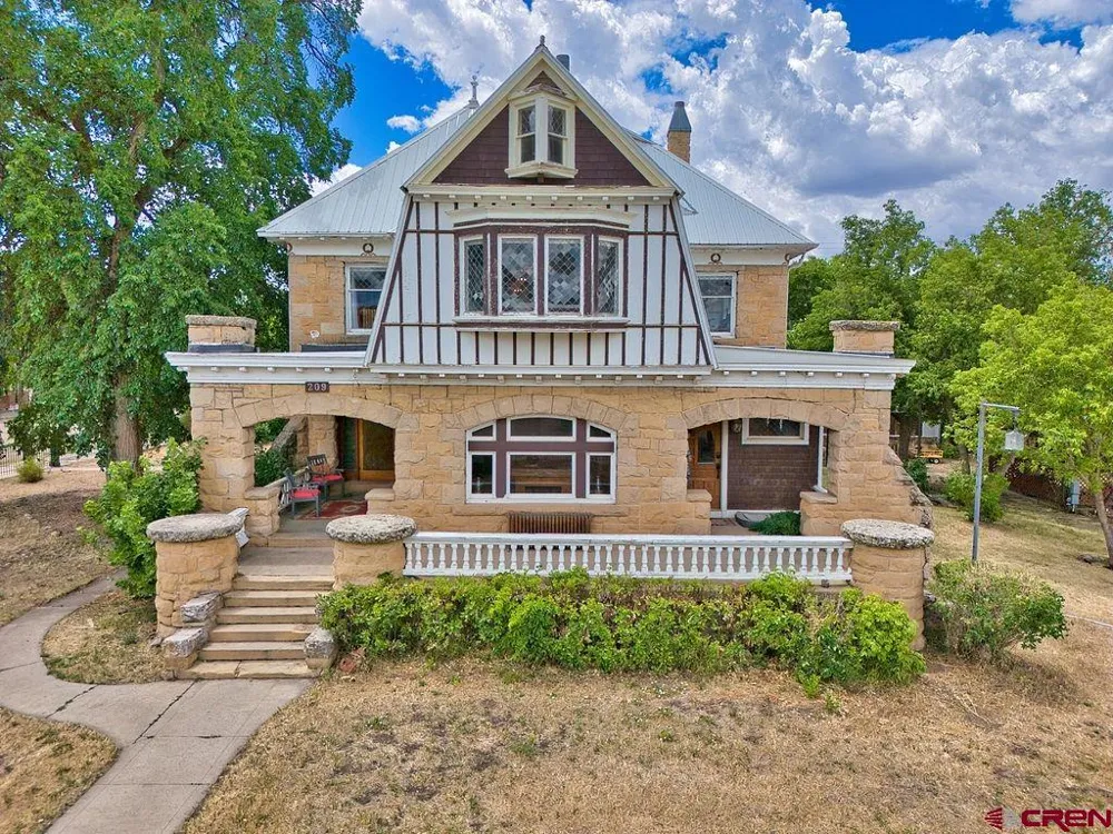 209 Bauer Avenue Mancos, CO 81328