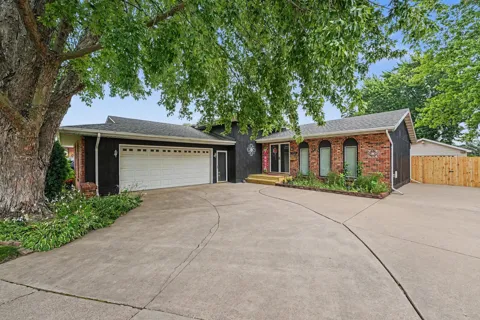 9425 Larch Drive