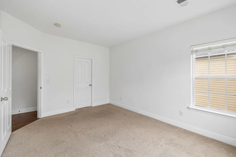 8221 Lenox Creekside Dr #B12 Antioch, TN 37013