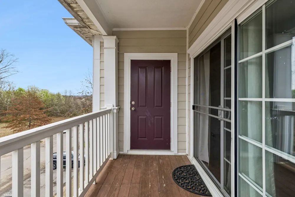 8221 Lenox Creekside Dr #B12 Antioch, TN 37013