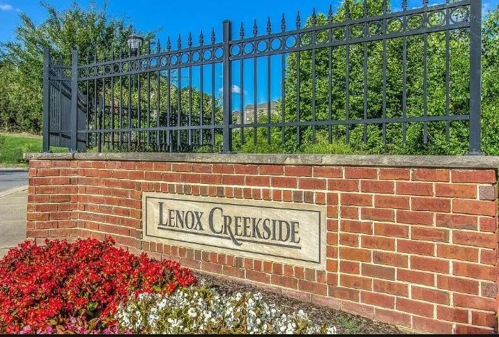8221 Lenox Creekside Dr #B12 Antioch, TN 37013
