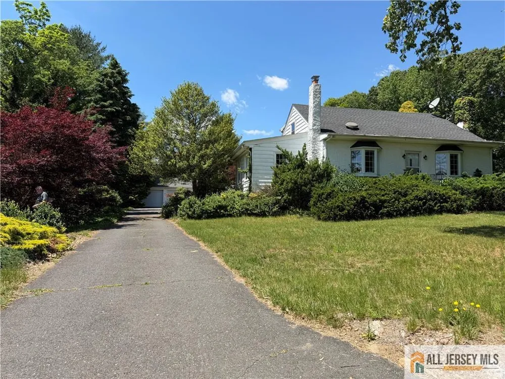 52 Cottrell Road Old Bridge, NJ 07747