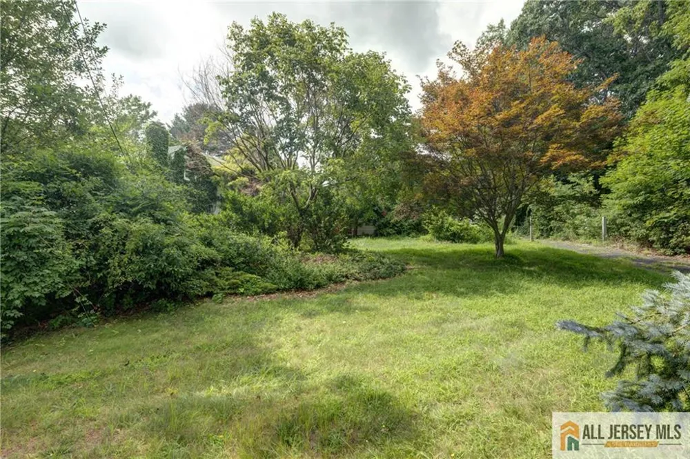 52 Cottrell Road Old Bridge, NJ 07747