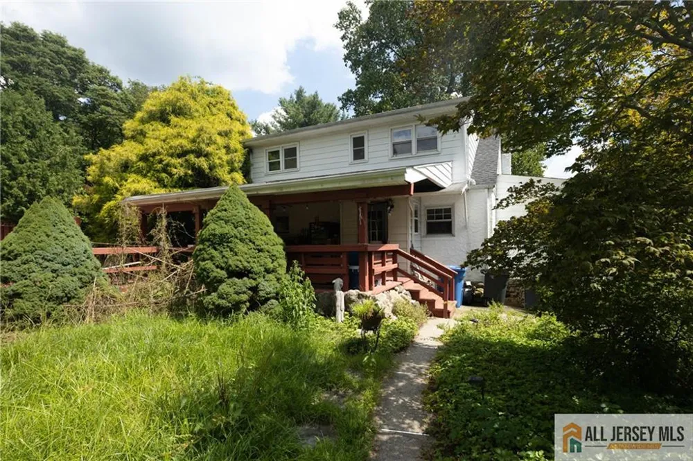 52 Cottrell Road Old Bridge, NJ 07747