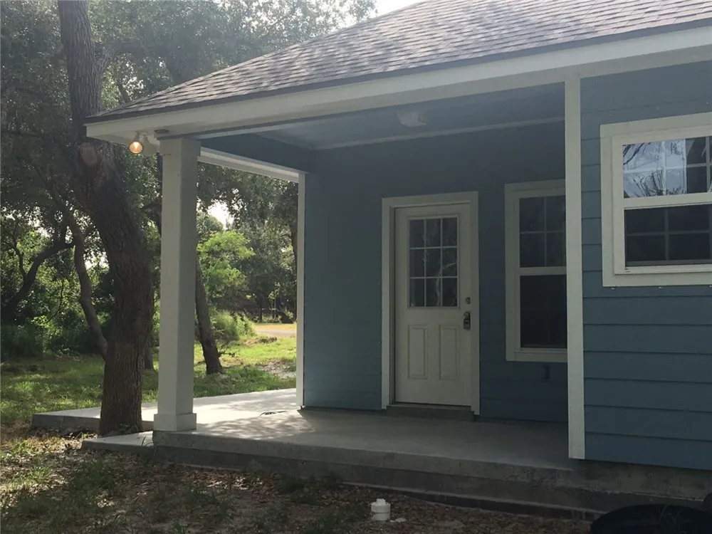 609 Huisache Lane Ingleside, TX 78362
