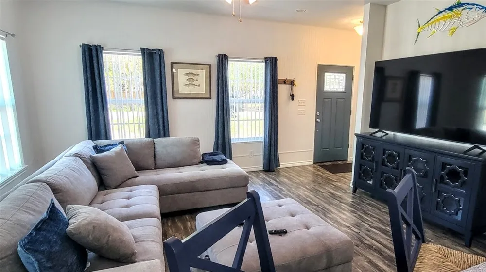 609 Huisache Lane Ingleside, TX 78362
