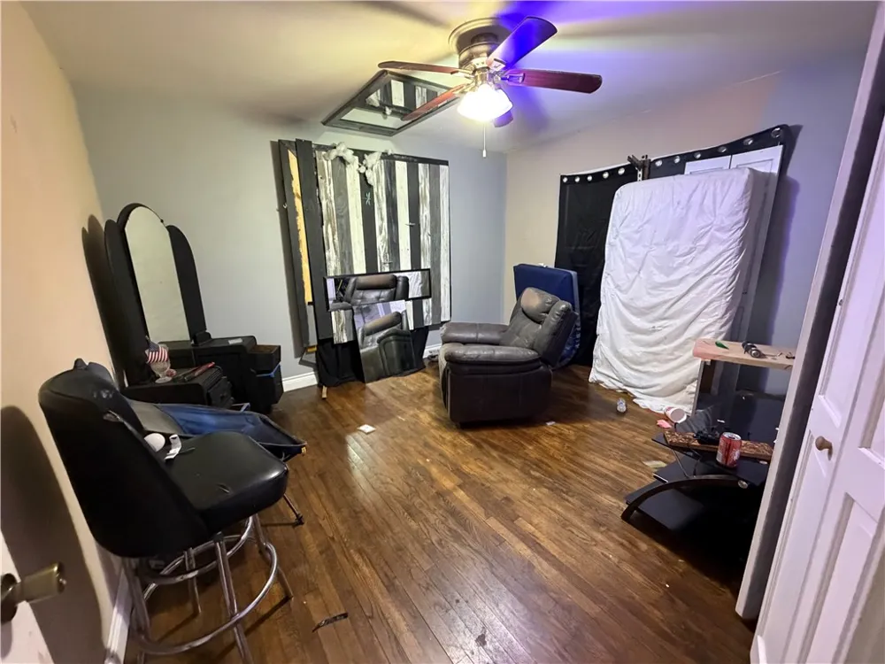 1337 Cambridge Drive Corpus Christi, TX 78415