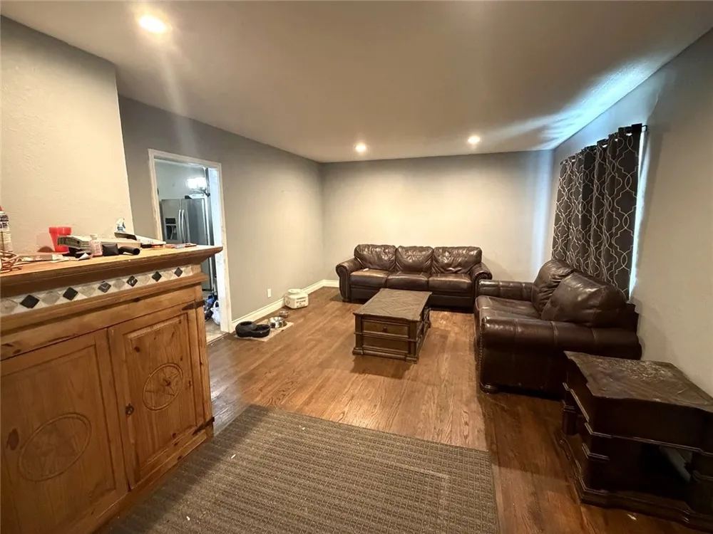 1337 Cambridge Drive Corpus Christi, TX 78415
