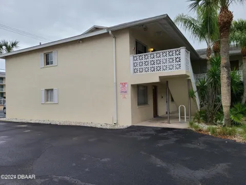 102 S Peninsula Drive #200