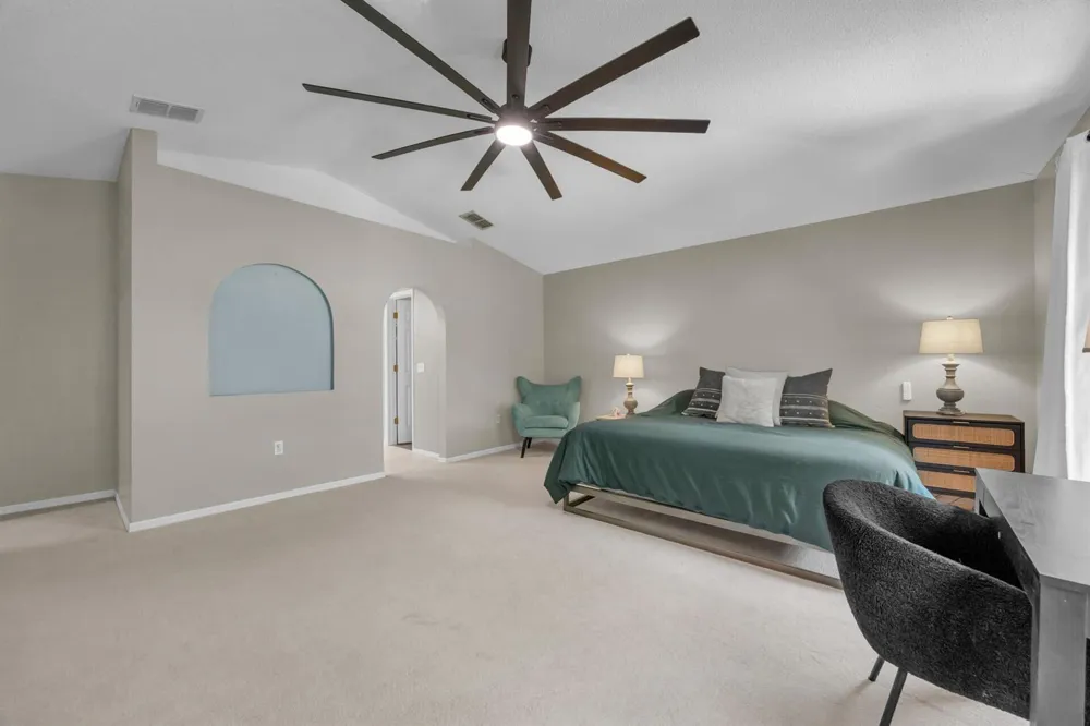 2566 12TH SQUARE SW Vero Beach, FL 32968