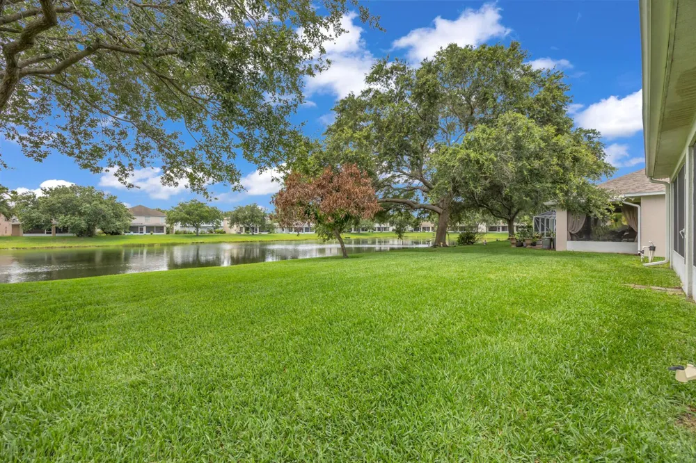 2566 12TH SQUARE SW Vero Beach, FL 32968