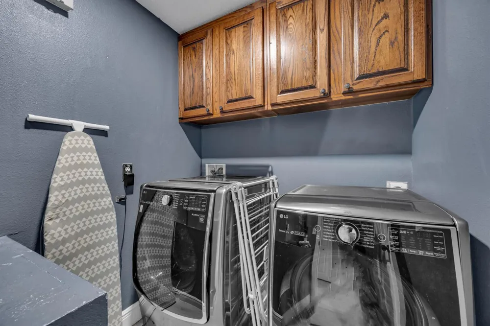 2566 12TH SQUARE SW Vero Beach, FL 32968