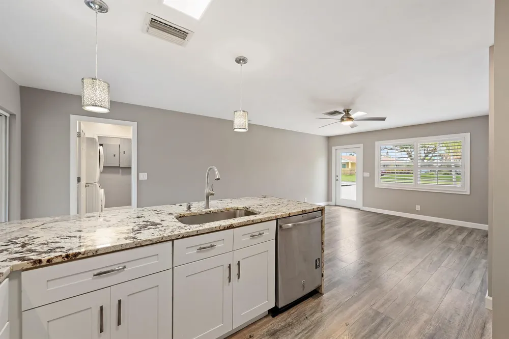 19144 SE Arnold Drive Tequesta, FL 33469