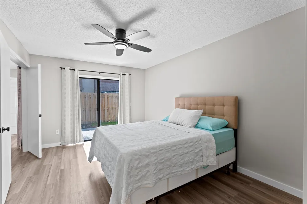 4155 PALM BAY CIRCLE #D West Palm Beach, FL 33406