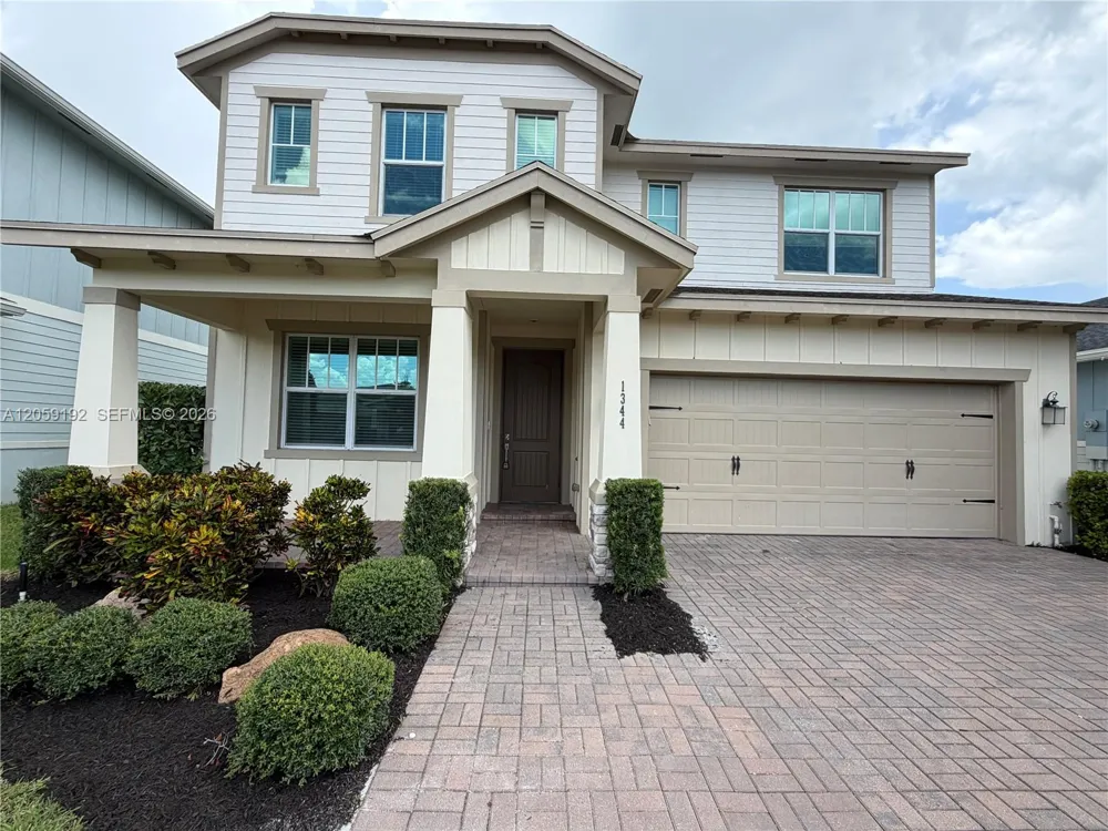 1344 Wandering Willow Way Loxahatchee, FL 33470