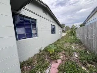 4219 5TH AVENUE St Petersburg, FL 33713