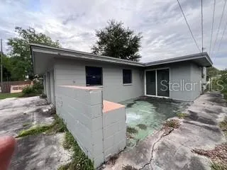 4219 5TH AVENUE St Petersburg, FL 33713