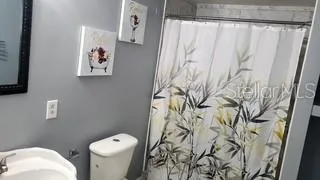 4219 5TH AVENUE St Petersburg, FL 33713
