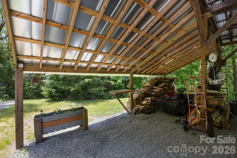 54 Thad Johnson Road Saluda, NC 28773