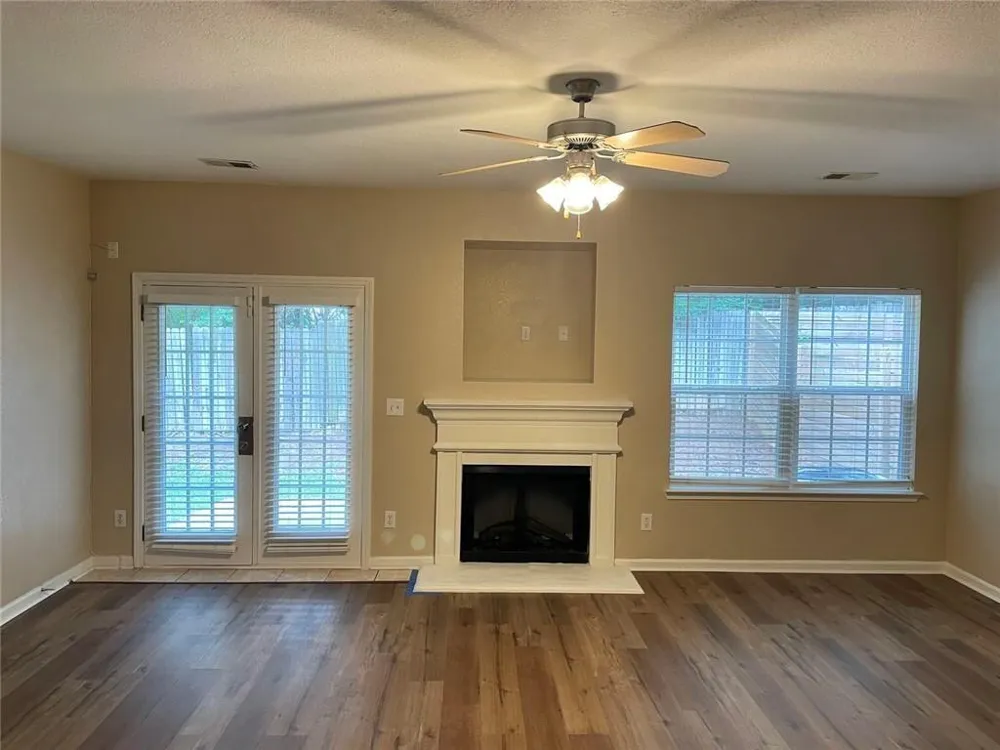 5092 Windsor Forrest Lane College Park, GA 30349