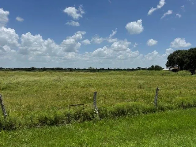 Cr 219 East Bernard, TX 77435