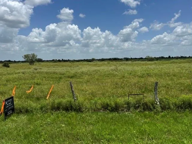 Cr 219 East Bernard, TX 77435